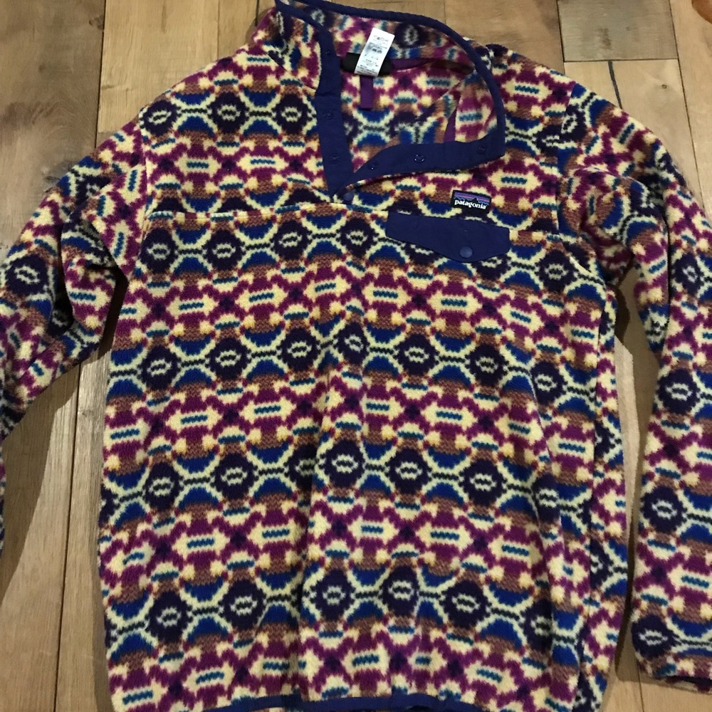 Patagonia pullover multi colored